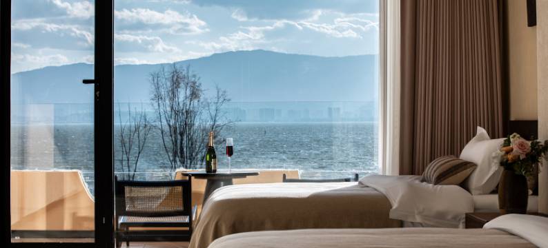 大理·归屿｜Holiday Villa 艺术设计海景民宿(洱海店)图片