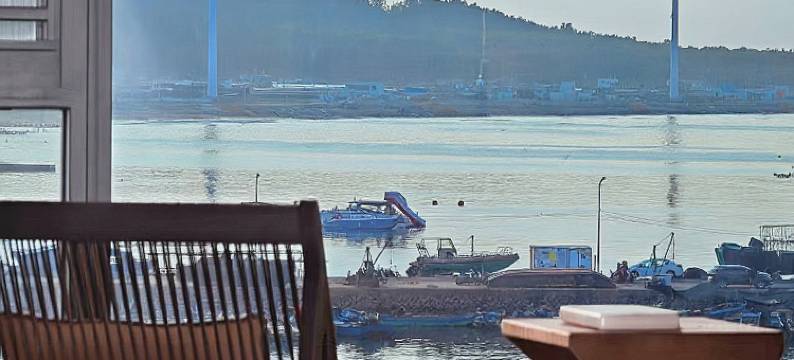 东山岛南隅海居图片