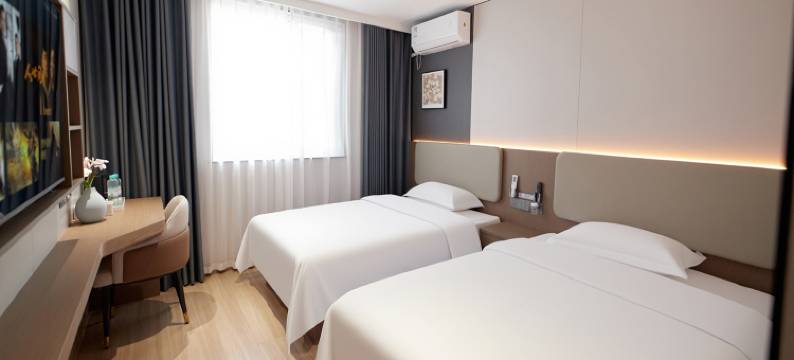 思锐酒店(滨海六路店)图片