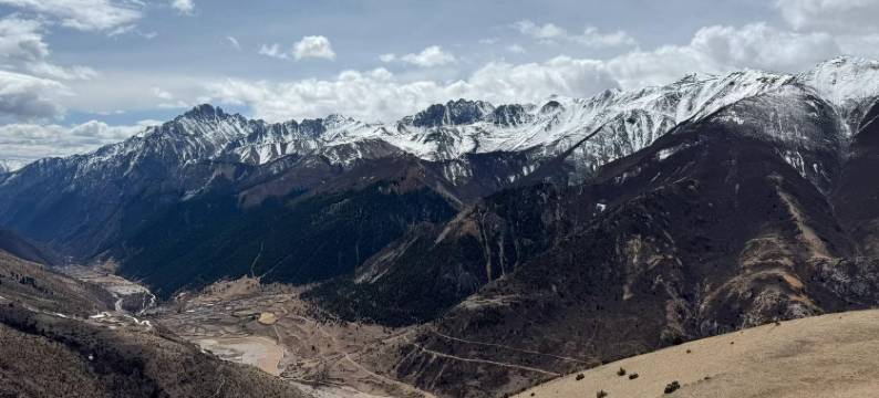 泗季酒店(左贡店)图片