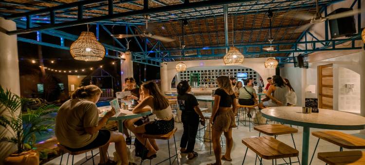 邦劳疯猴酒店(Mad Monkey Panglao)图片