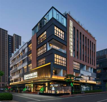 银座佳悦精选酒店(济南融创乐园奥特莱斯店)