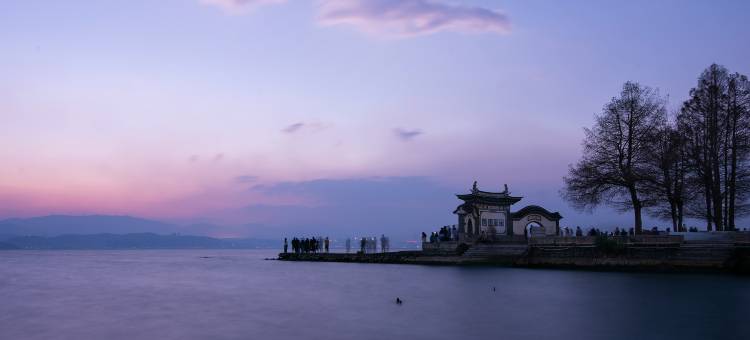 曼殊·溪里 Manju Brook Lodgel抱朴·山房图片