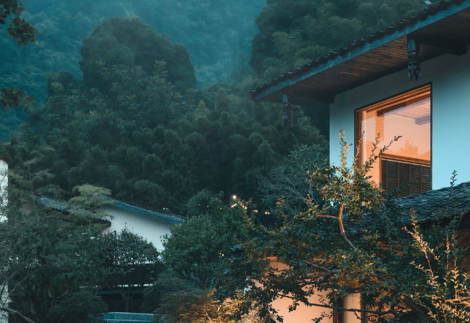 峨眉山荷堂云羲汤泉民宿外景图