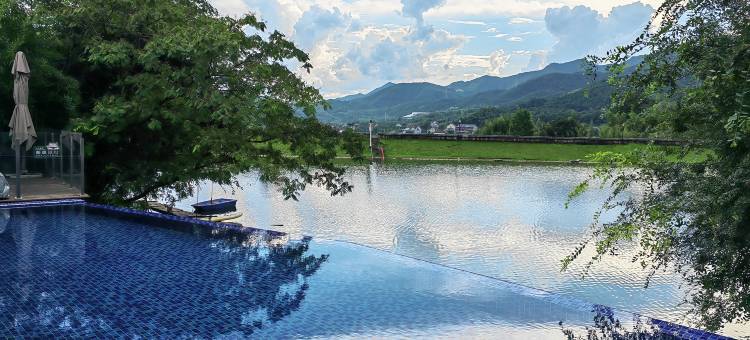 杭州湘野溪居·富春山居实景·湖景日落·无边泳池 COMO VILLA图片