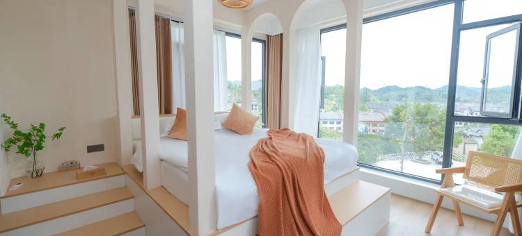 饶氏庄园·半山观景·野奢度假美宿(武当山风景区进山门口店)图片