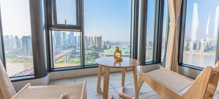 夕恋Scenery·蔚蓝江畔观景美宿(重庆洪崖洞来福士店)图片
