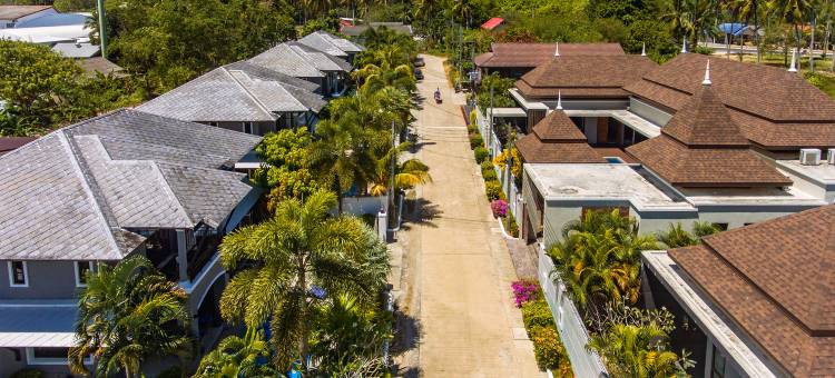 班桑地亚泳池别墅-免费嘟嘟车服务(Baan Santhiya Private Pool Villas - Free Tuk-Tuk Service to the Beach!)图片