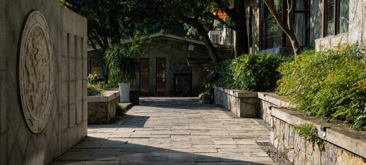 黄果树黔首居图片