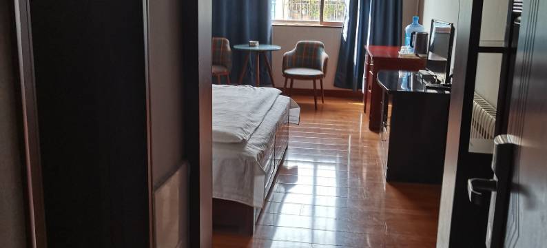 嘉祥天信宾馆图片