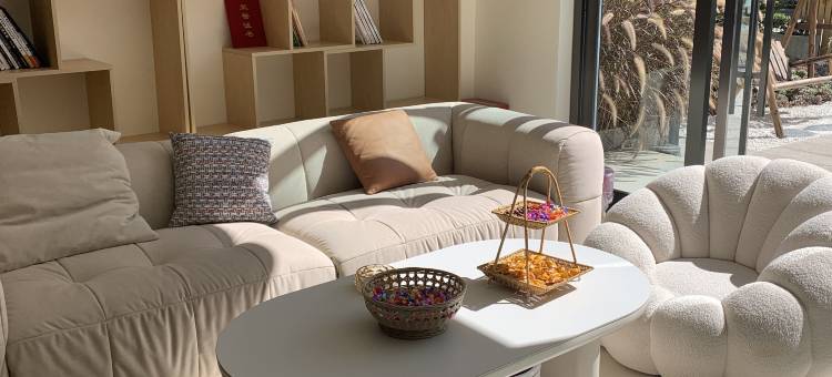 花筑·洱栖智能设计师民宿(磻溪S湾店)图片