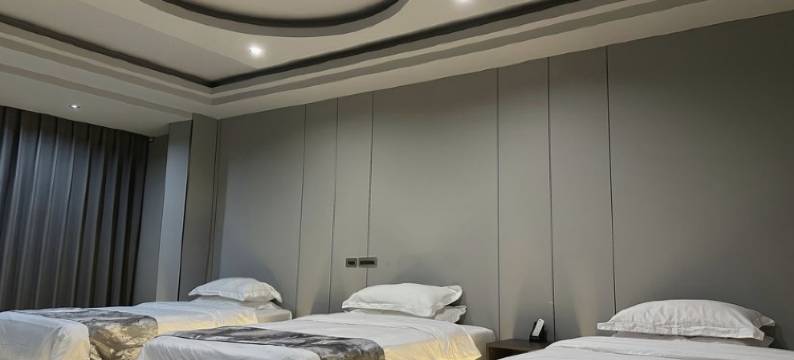 陆良腾辉商务酒店图片