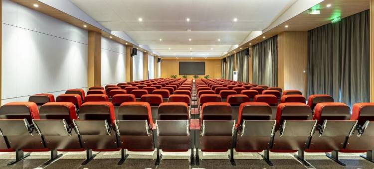 白玉兰酒店(日照岚山多岛海店)图片