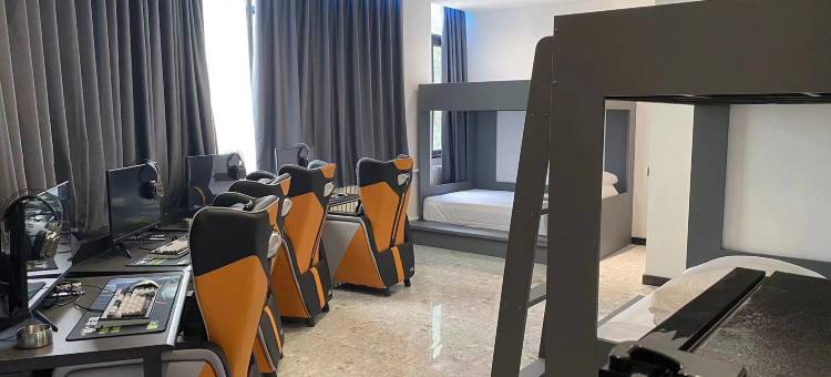 汝阳日月明电竞酒店图片