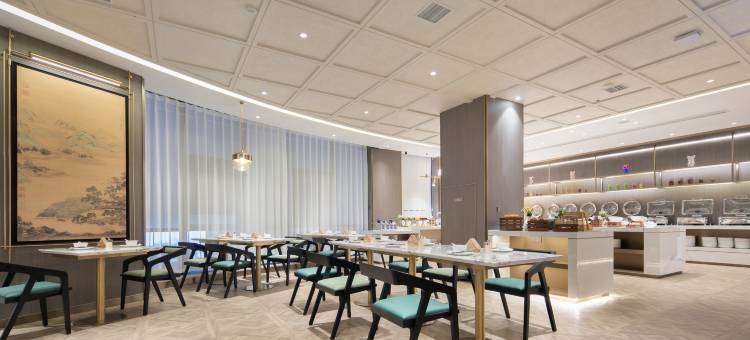 美仑酒店(九江八里湖国际汽车城店)图片