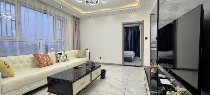 星澜·设计师民宿(四平万达广场店)图片