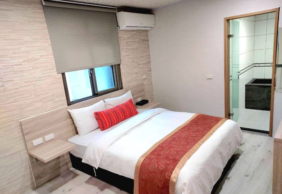  Hotel Overview
