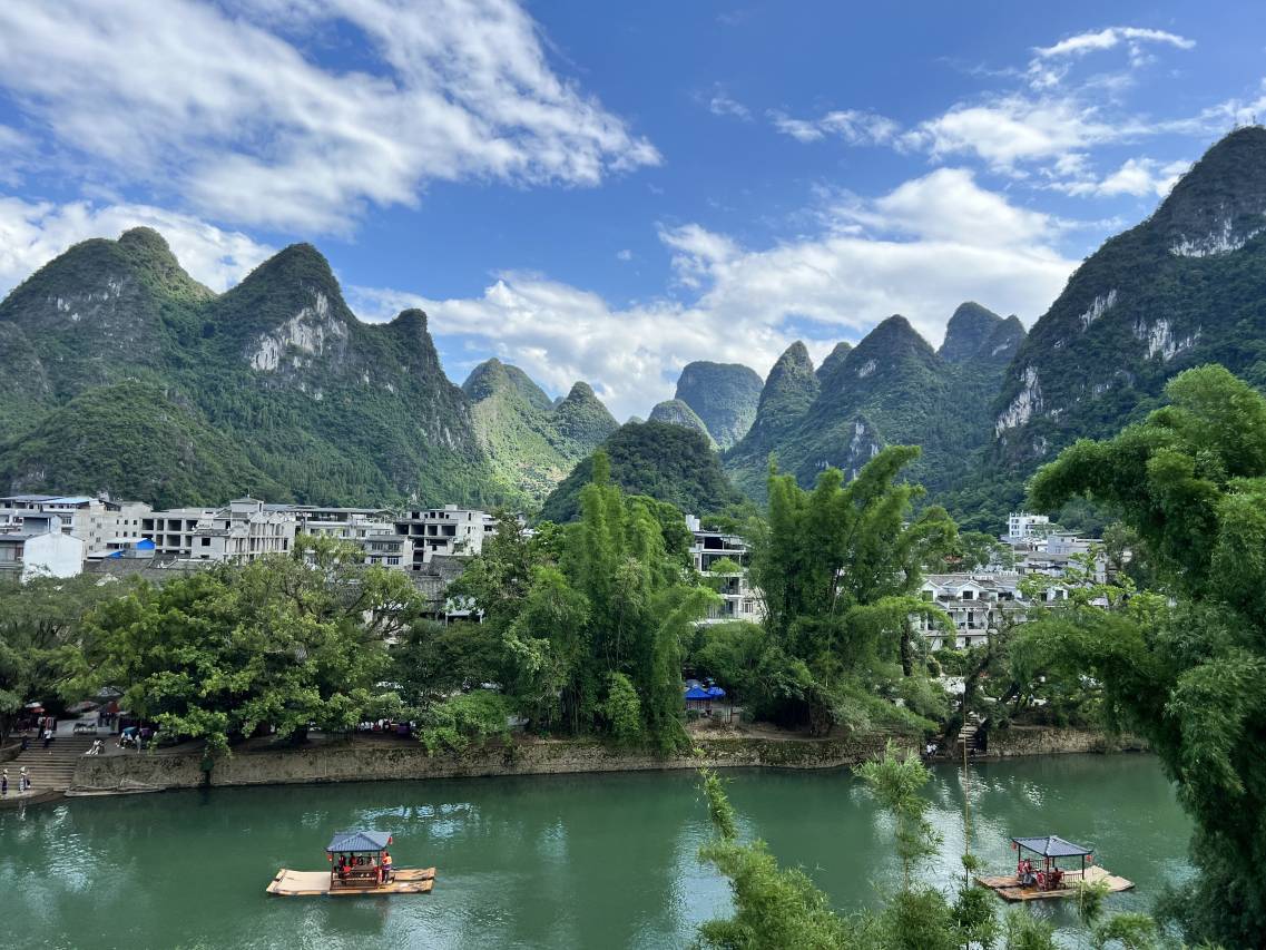 山舍漓畔民宿(阳朔l漓江20元人名币背景观景台店)图片