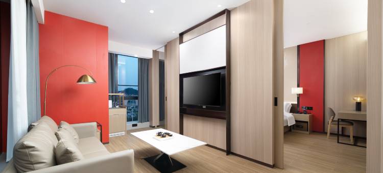 卡尔顿·Carlton｜空中溯野酒店(贵阳观山湖高铁北站店)图片