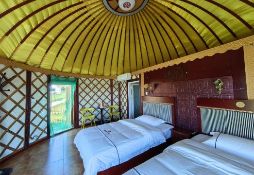 Huiteng Xile Grassland Mongolia Daying Hotel Overview