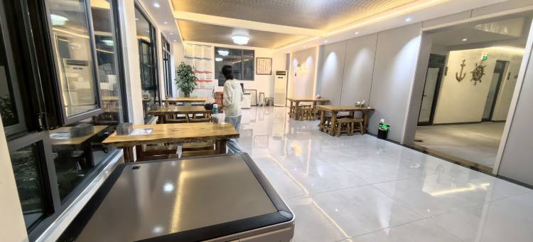 依山听雨民宿(森林公园店)图片