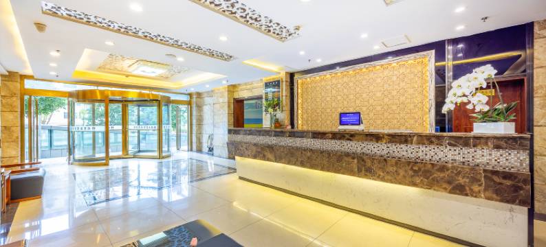 西宁好利商务宾馆(火车站新千王府井店)图片