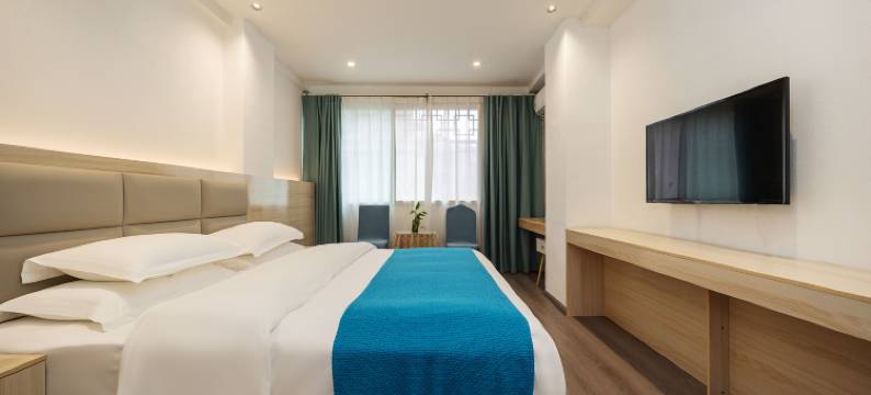 乐山枫驿酒店(张公桥美食街店)图片