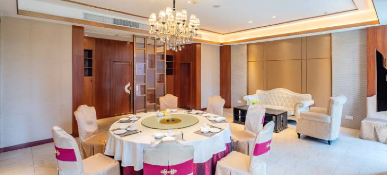 佛山富瀚公馆(绿岛湖地铁站店)图片