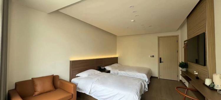 邻水润八方酒店图片