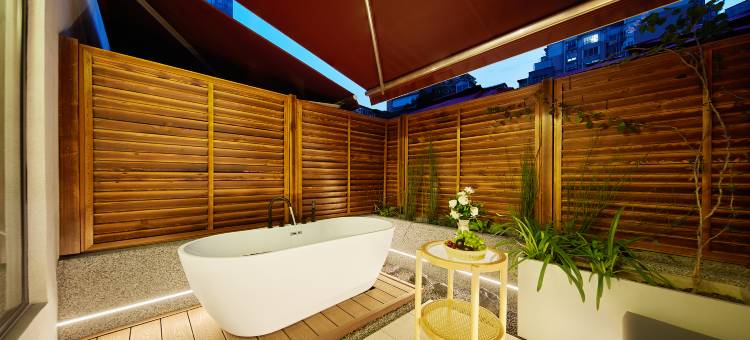 龙猫精灵酒店(西南交大沙湾地铁站店)图片