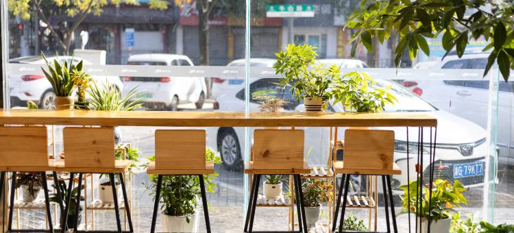 艺选酒店(东海高铁站店)图片