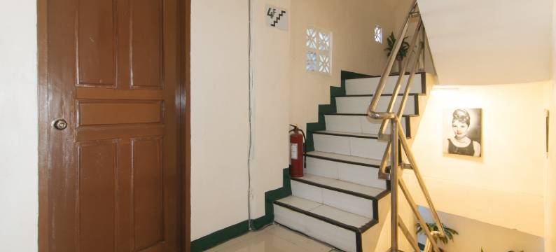 瑞德多兹 @ 西部比库坦特兰斯因恩(RedDoorz @ Western Bicutan Transients Inn)图片