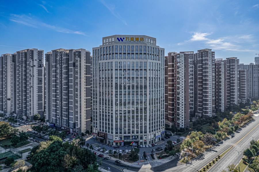萬庭酒店(濱江生態公園吉安火車站店)