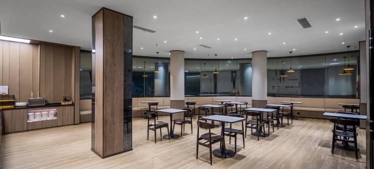 汉庭酒店(西昌航天大道沃尔玛店)图片