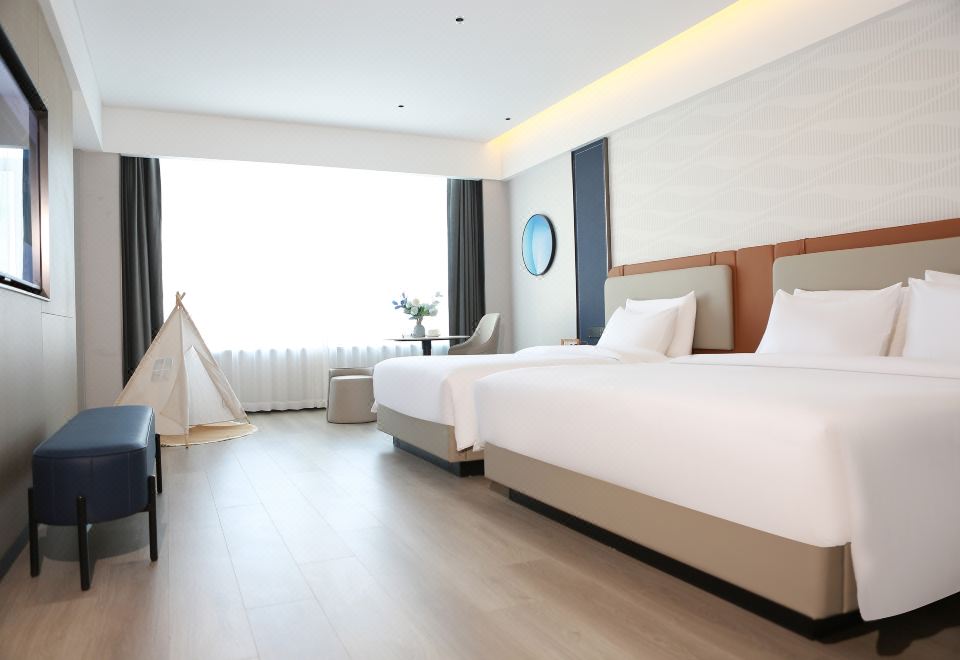 Huanman Hotel (Shaya People's Square Branch) Photo 9