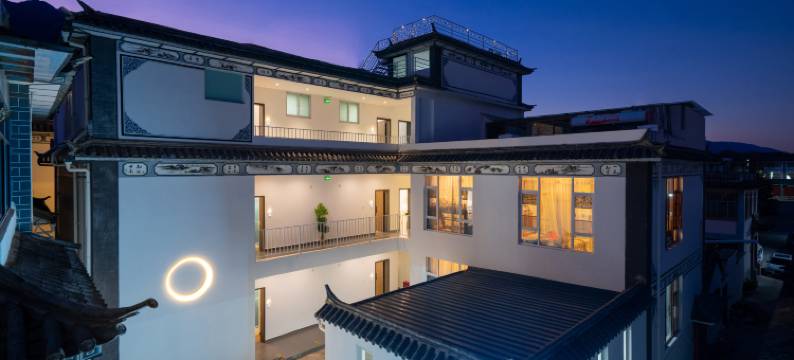 iLiLi爱莉莉影音民宿(大理古城西门店)图片