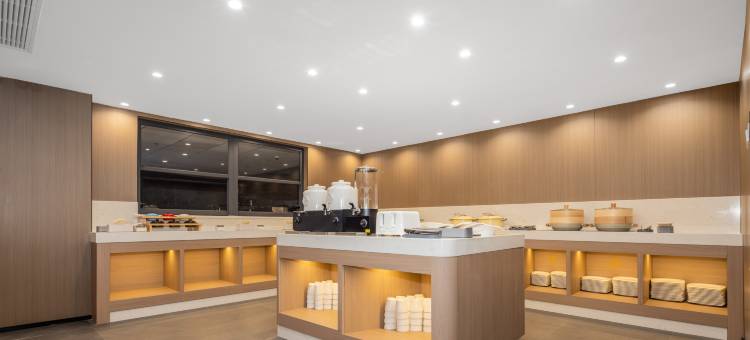 飞龙未来酒店(成都崇州市政府罨画池店)图片