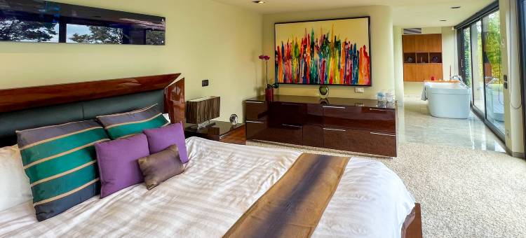 按摩浴缸套房 - 海景和海滩(Jacuzzi Suite - Ocean Views & Beach Access)图片