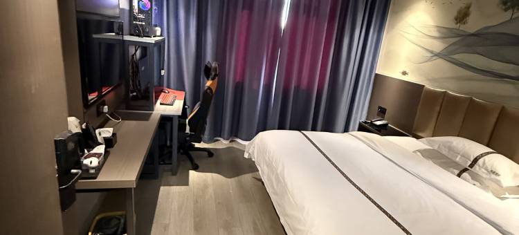 格盟电竞酒店(张家港高铁站塘桥店)图片