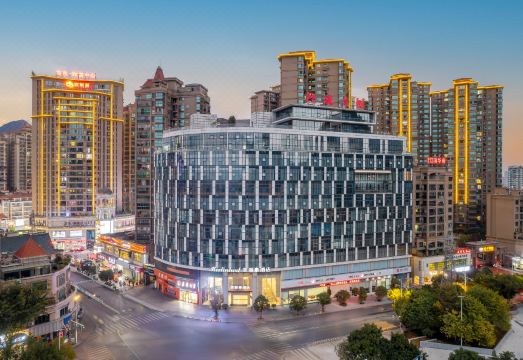 美丽豪酒店（贺州灵峯广场远东财富中心店）外景图