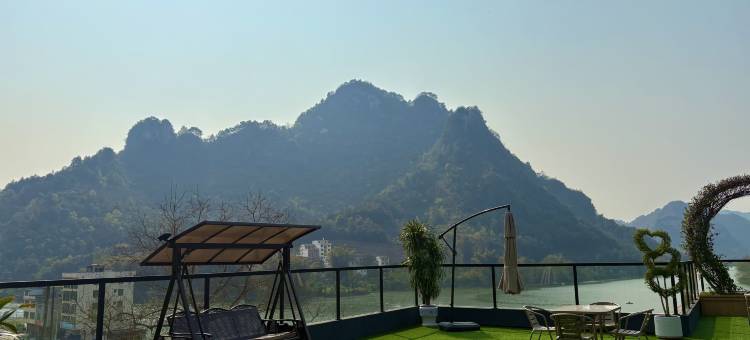 巴马湖光秋月酒店图片