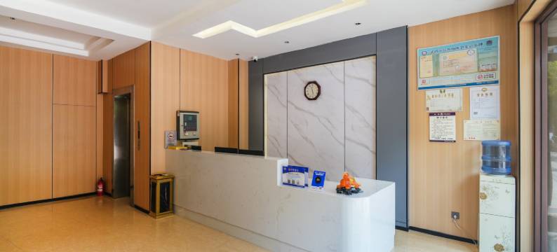 鑫盈宾馆(梅苑小区地铁站武昌火车站店)图片