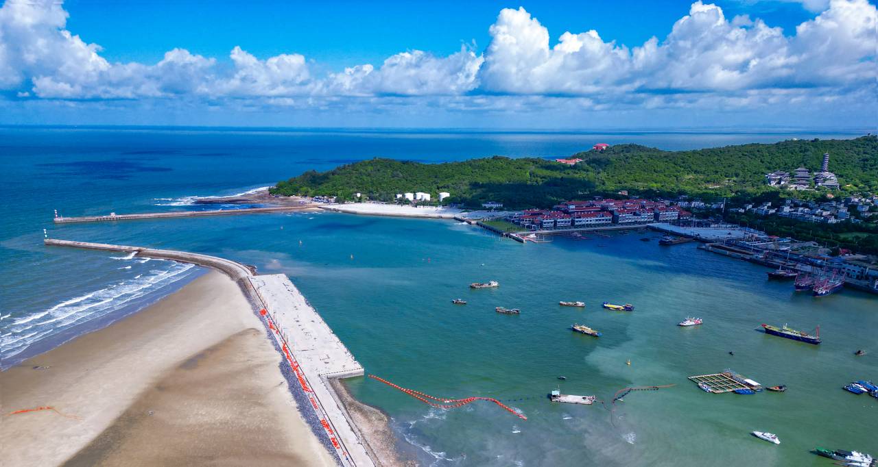春天里海景民宿(冠头岭海滩大墩海店)图片