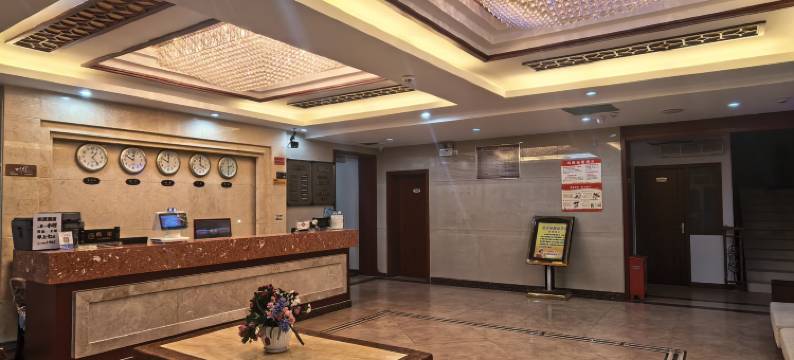 喀纳斯凯源假日酒店图片