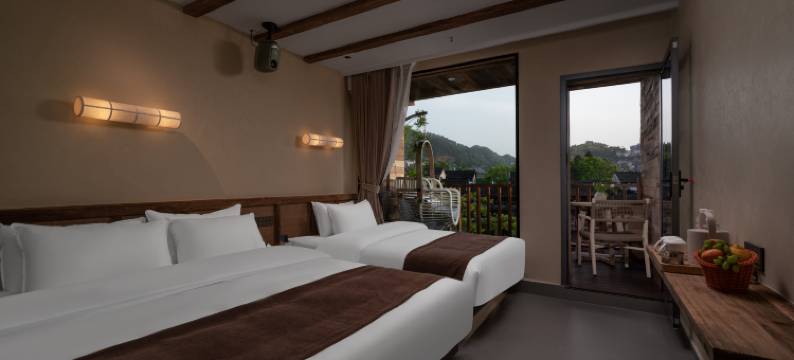 花语清晨江景民宿(凤凰古城虹桥店)图片