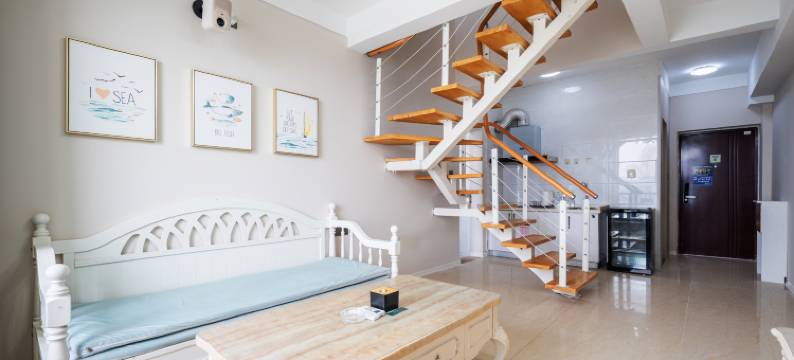 筑悦家LOFT海景影院公寓(大学城第三海水浴场店)图片