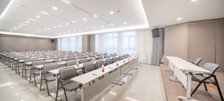 梓壹酒店(巴州博物馆库尔勒市政府店)图片