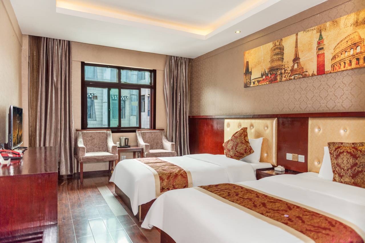 稻城扎西旅游酒店(香格里拉镇店)图片