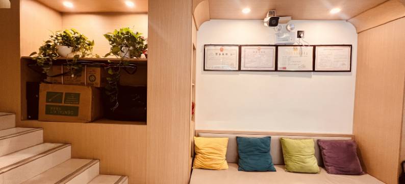 红利酒店(上海淞虹路地铁站店)图片