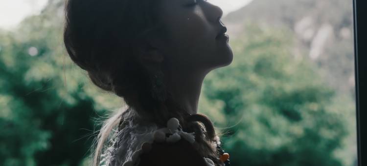 稻城亚丁贡金莲日酒店图片